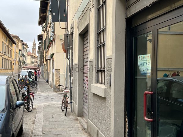 negozio in affitto a Firenze in zona Centro San Frediano