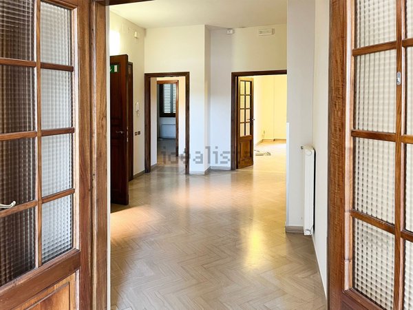 ufficio in affitto a Firenze in zona Centro Santa Maria Novella