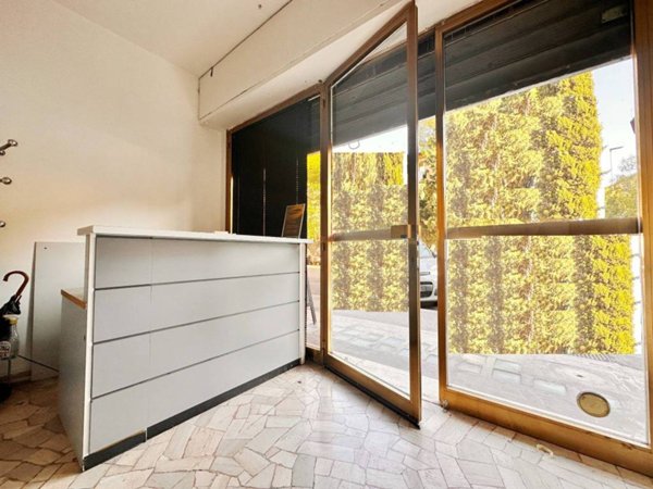 negozio in affitto a Firenze in zona Novoli