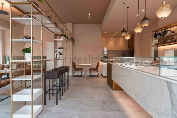 locale commerciale in affitto a Firenze in zona Centro Santa Maria Novella