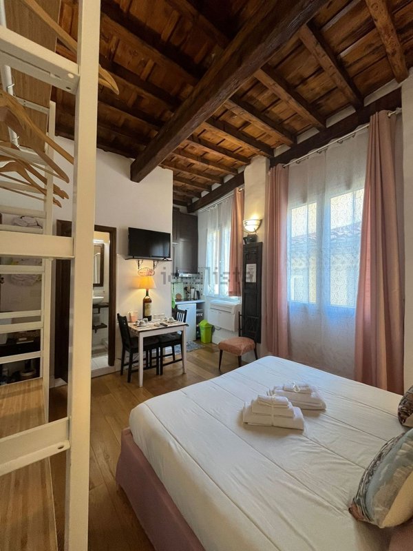 monolocale in affitto a Firenze in zona Centro San Frediano