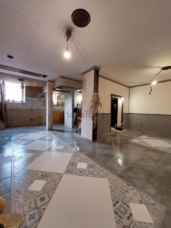 locale commerciale in affitto a Firenze in zona Centro Duomo