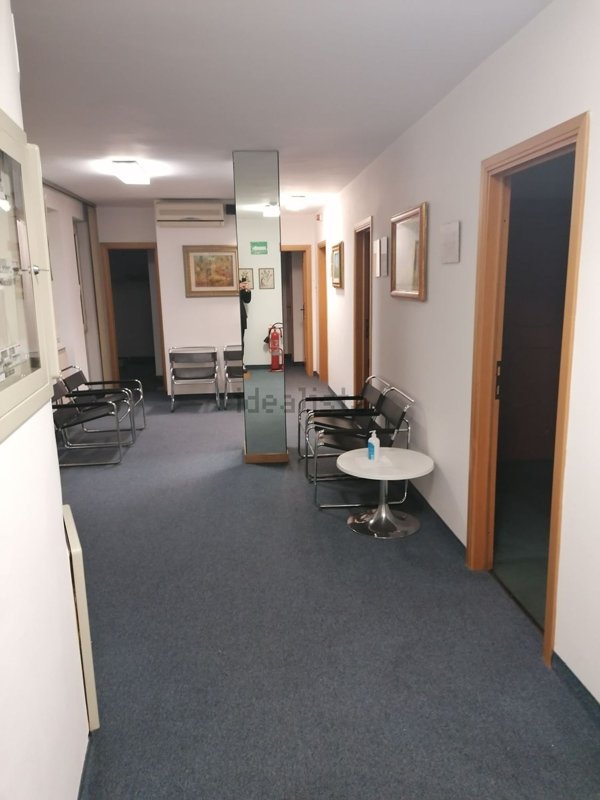 ufficio in affitto a Firenze in zona Centro San Niccolò