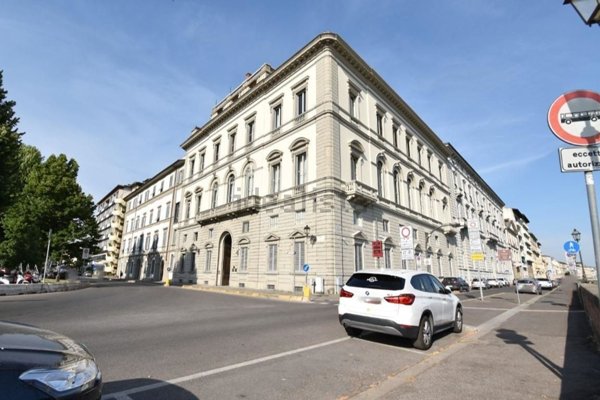 ufficio in affitto a Firenze in zona Centro Santa Maria Novella