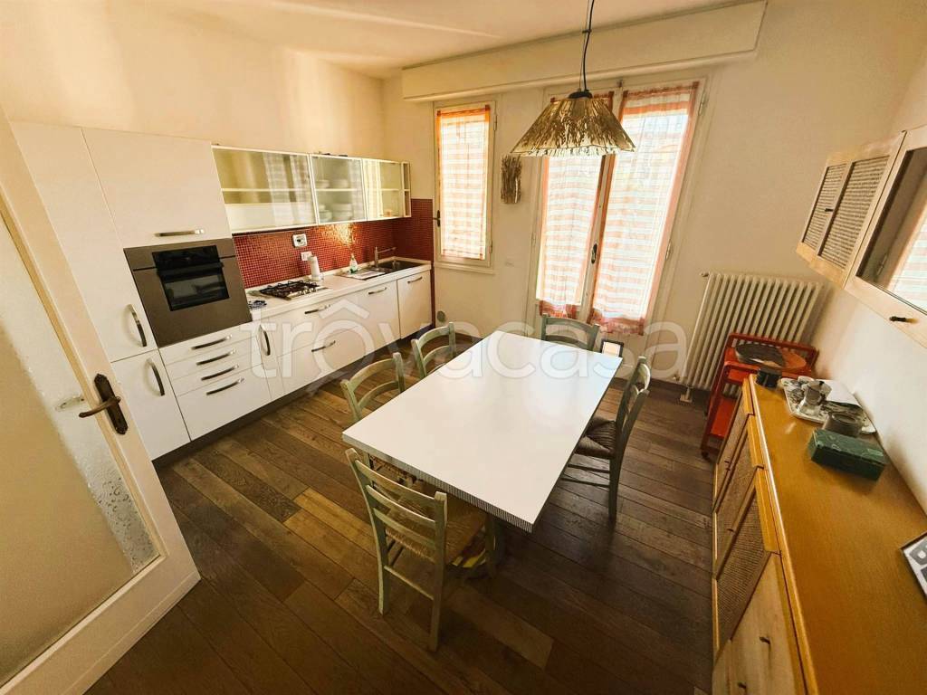 appartamento in affitto a Firenze in zona Isolotto