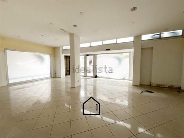 ufficio in affitto a Firenze in zona Legnaia