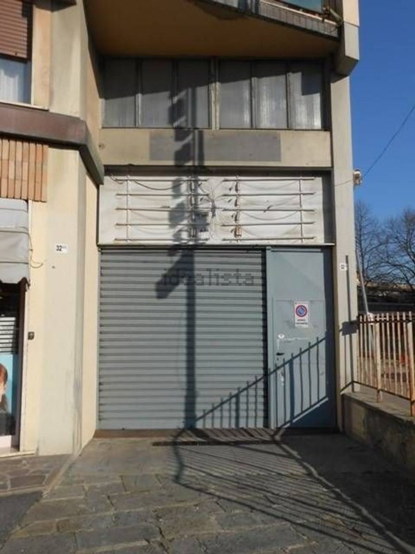 locale di sgombero in affitto a Firenze in zona Legnaia