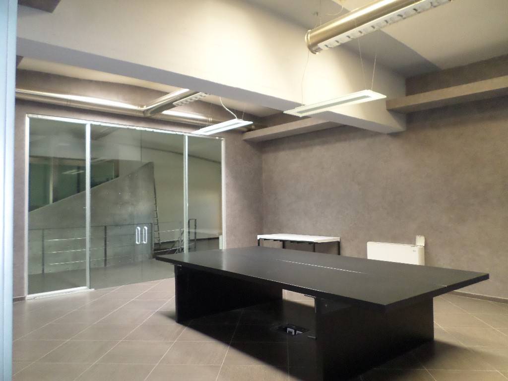 locale commerciale in affitto a Firenze