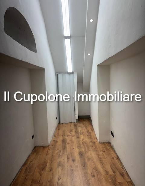 negozio in affitto a Firenze in zona Centro San Frediano