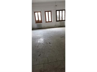 negozio in affitto a Firenze