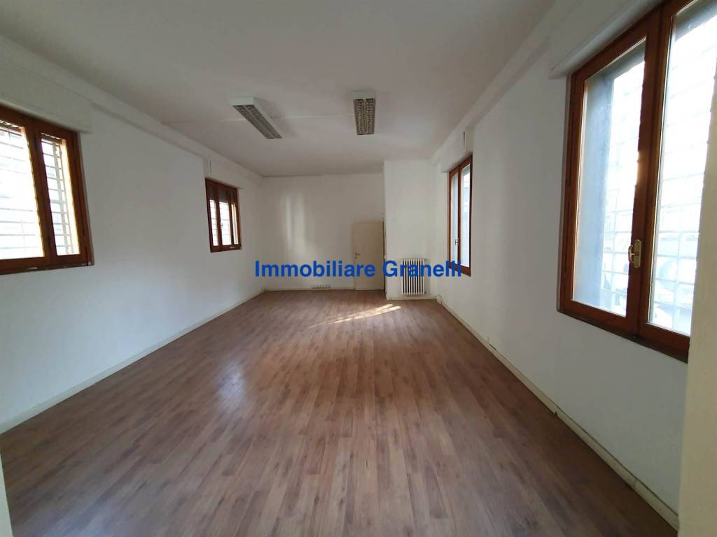 ufficio in affitto a Firenze