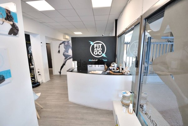 negozio in affitto a Firenze in zona Coverciano