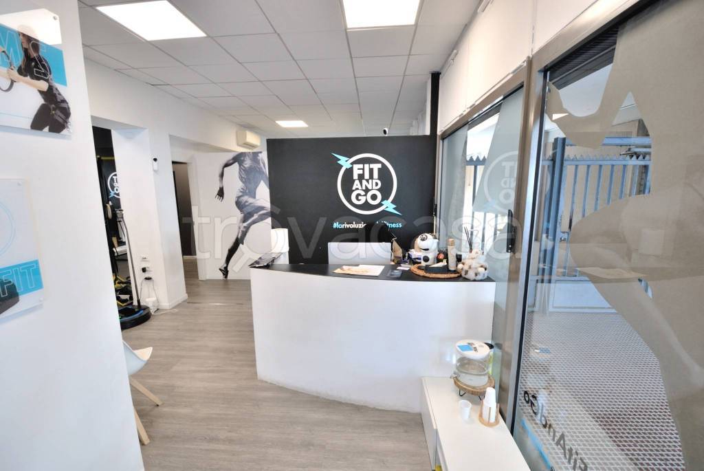 negozio in affitto a Firenze in zona Coverciano