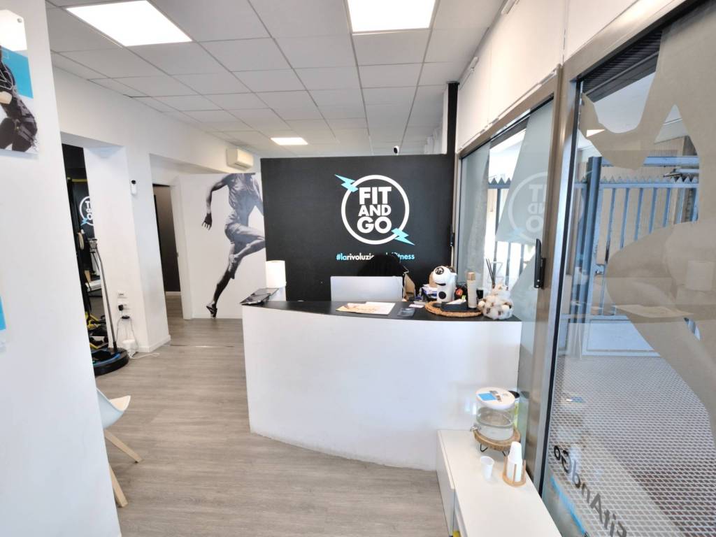 negozio in affitto a Firenze in zona Settignano