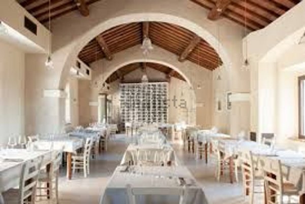 negozio in affitto a Firenze in zona Centro Santa Croce