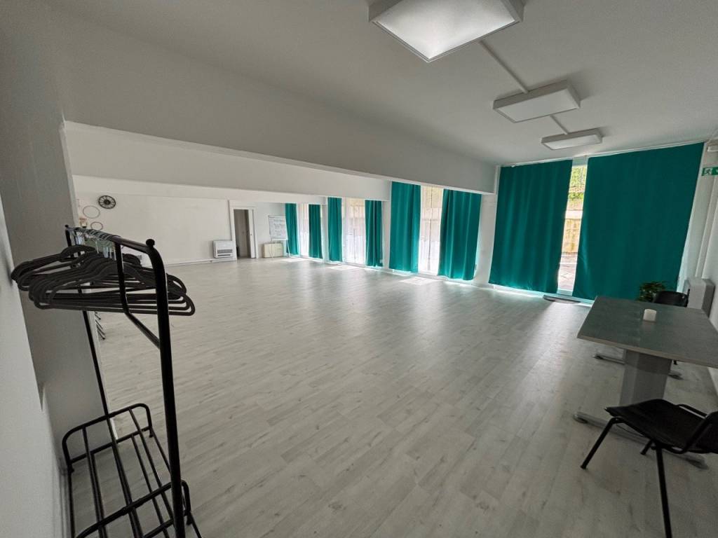 negozio in affitto a Firenze in zona Bellariva