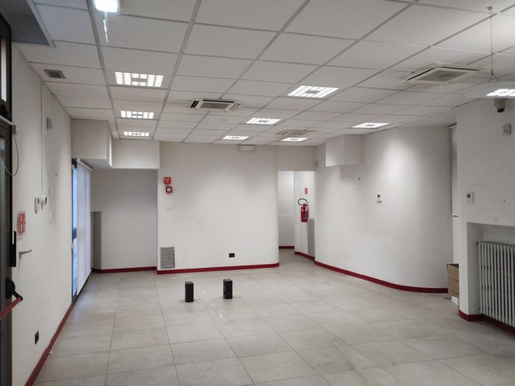 negozio in affitto a Firenze in zona Centro Santa Croce