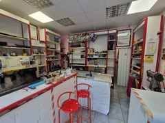 negozio in affitto a Firenze in zona Novoli