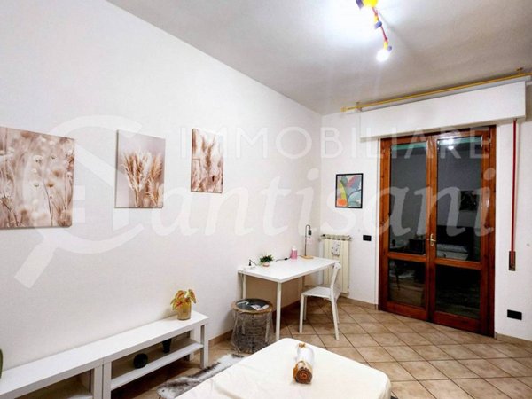 negozio in affitto a Firenze in zona Careggi