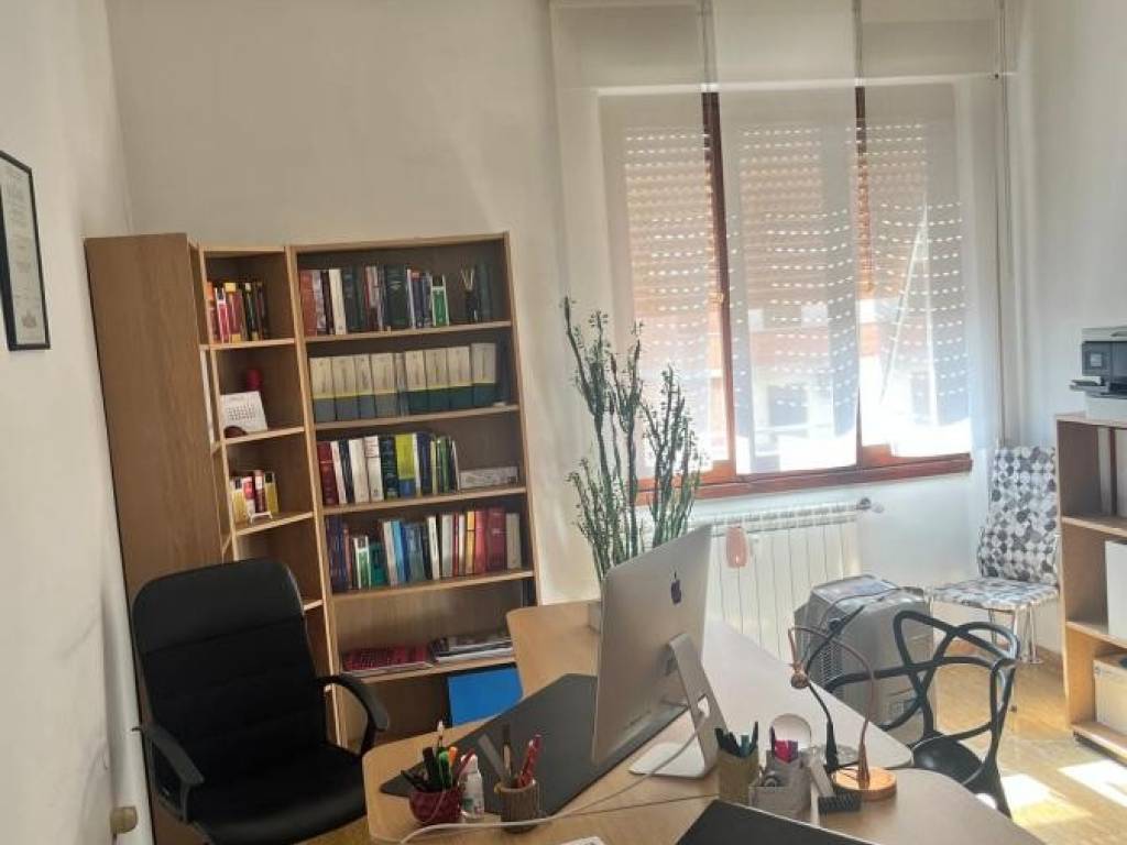 ufficio in affitto a Firenze in zona Novoli