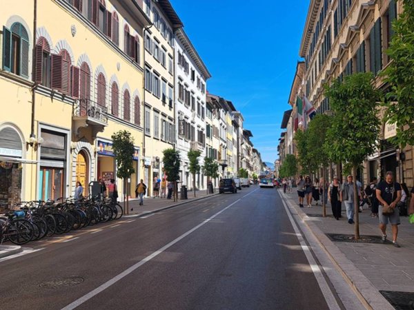 negozio in affitto a Firenze
