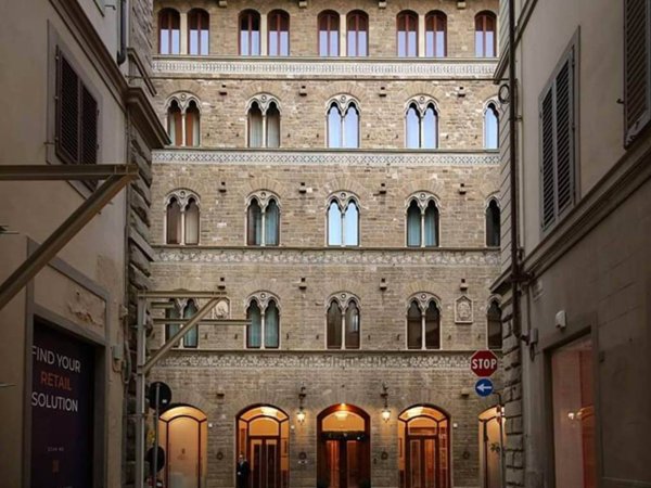 negozio in affitto a Firenze in zona Centro Storico