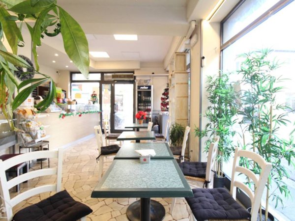 negozio in affitto a Firenze in zona Soffiano