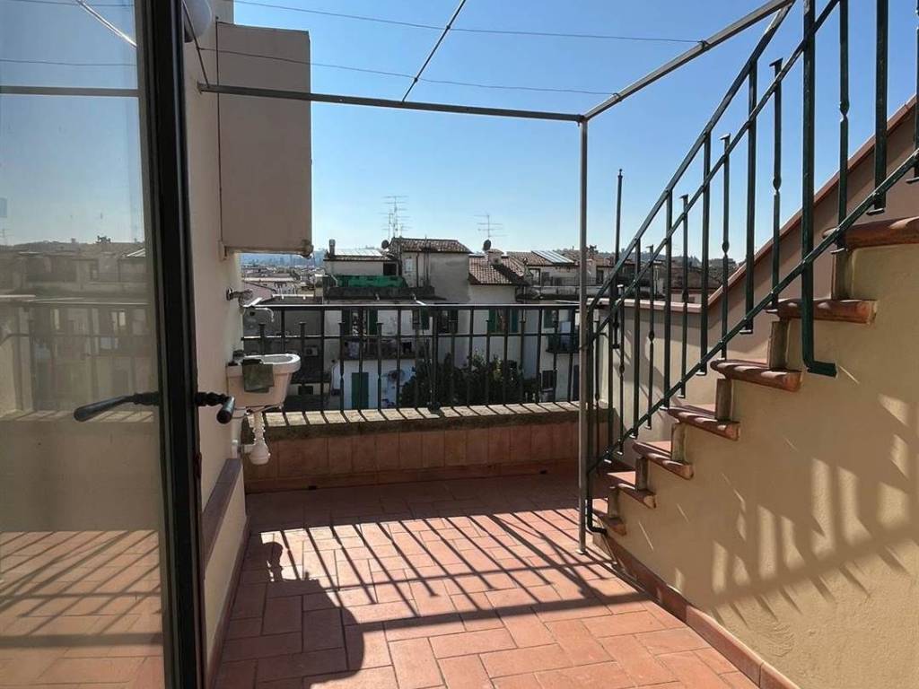 appartamento in affitto a Firenze in zona Campo di Marte