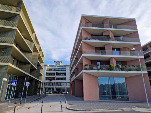 negozio in affitto a Firenze