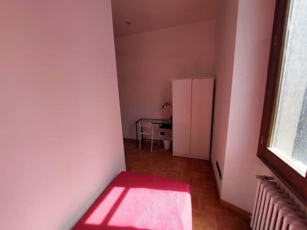 negozio in affitto a Firenze in zona Campo di Marte