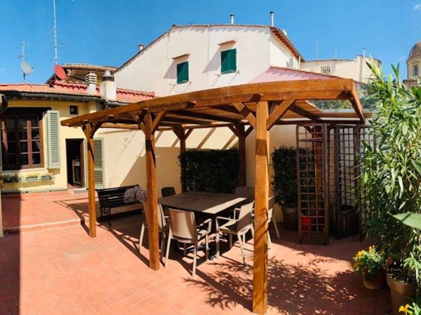 casa indipendente in affitto a Firenze in zona Centro San Frediano