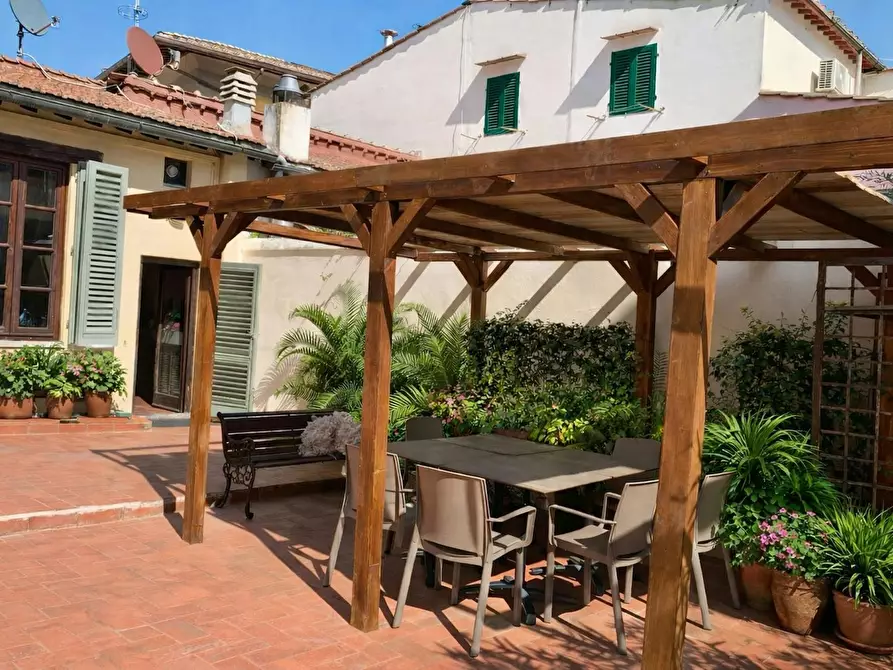 casa indipendente in affitto a Firenze in zona Centro San Frediano