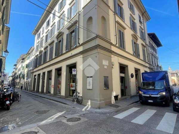 negozio in affitto a Firenze