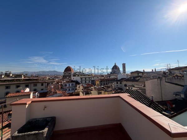 appartamento in affitto a Firenze in zona Centro Santa Maria Novella
