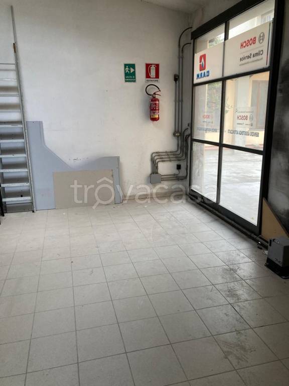 locale commerciale in affitto a Firenze in zona Statuto