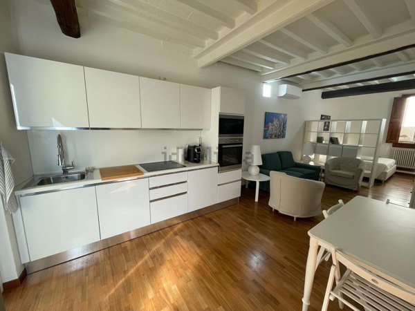 appartamento in affitto a Firenze in zona Centro Santa Croce