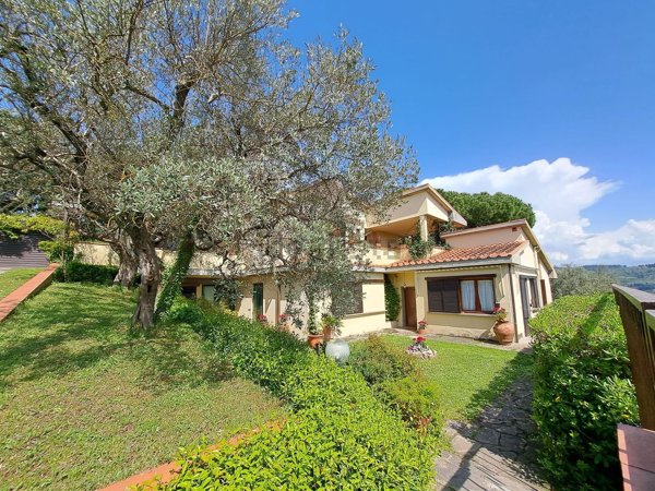 casa indipendente in affitto a Firenze