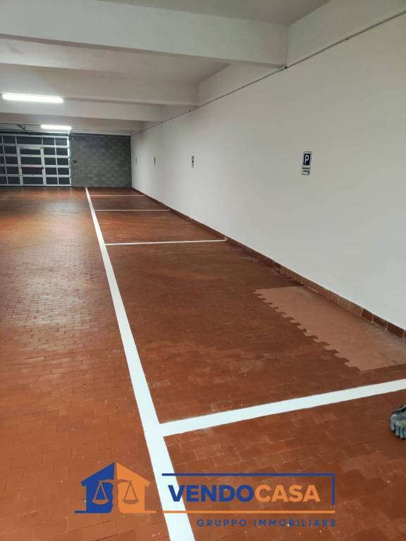 box auto in affitto a Firenze