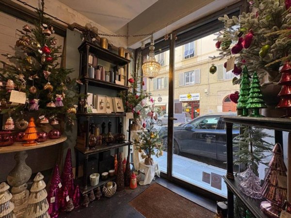 negozio in affitto a Firenze