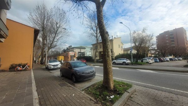 ufficio in affitto a Firenze in zona Brozzi