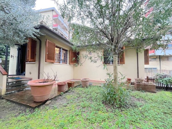 appartamento in affitto a Firenze in zona Settignano