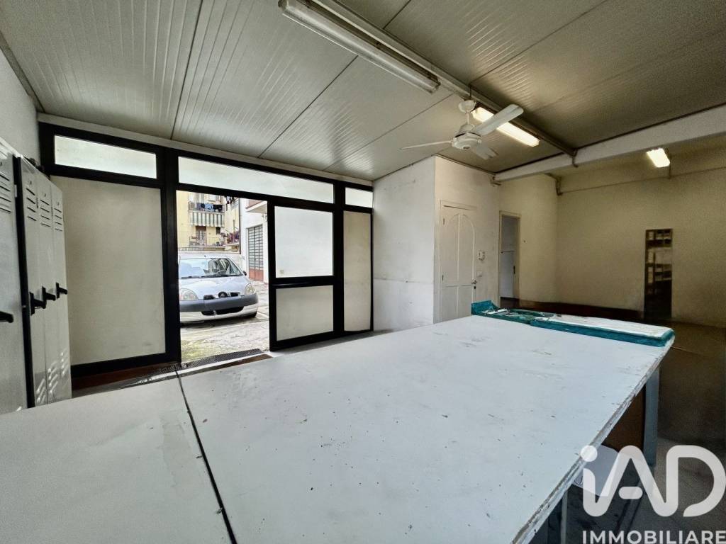 negozio in affitto a Firenze