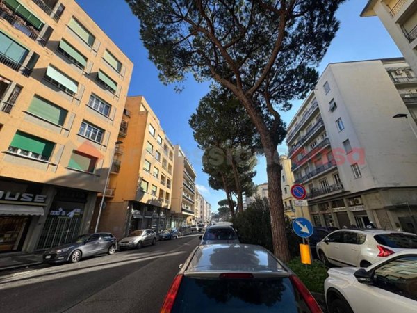 negozio in affitto a Firenze in zona Coverciano