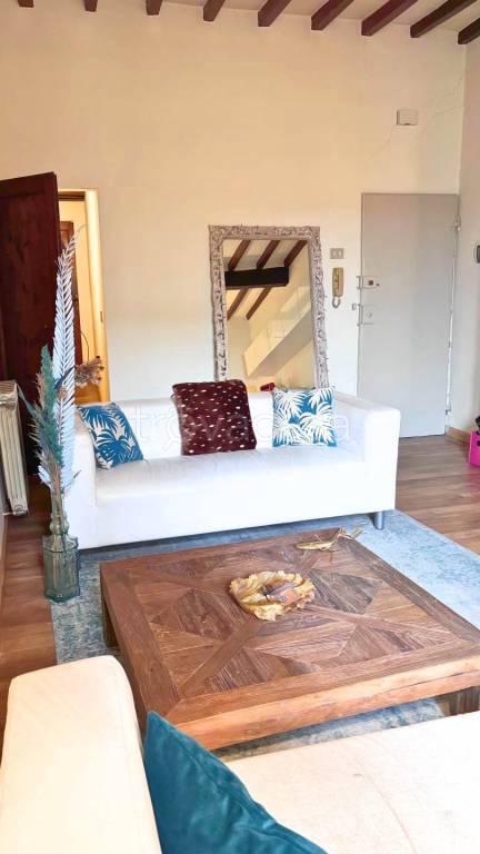 appartamento in affitto a Firenze in zona Centro Santa Maria Novella