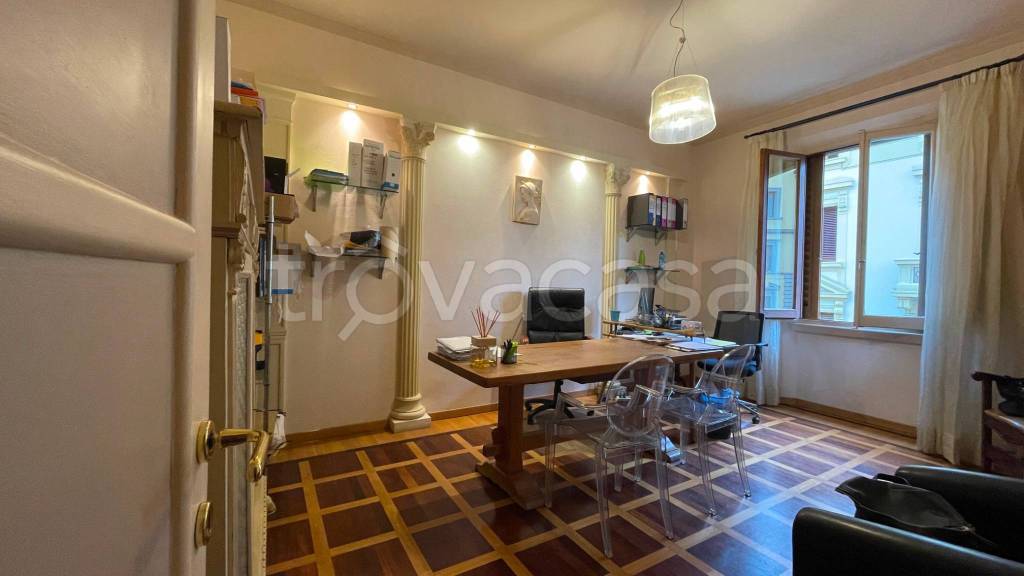 ufficio in affitto a Firenze