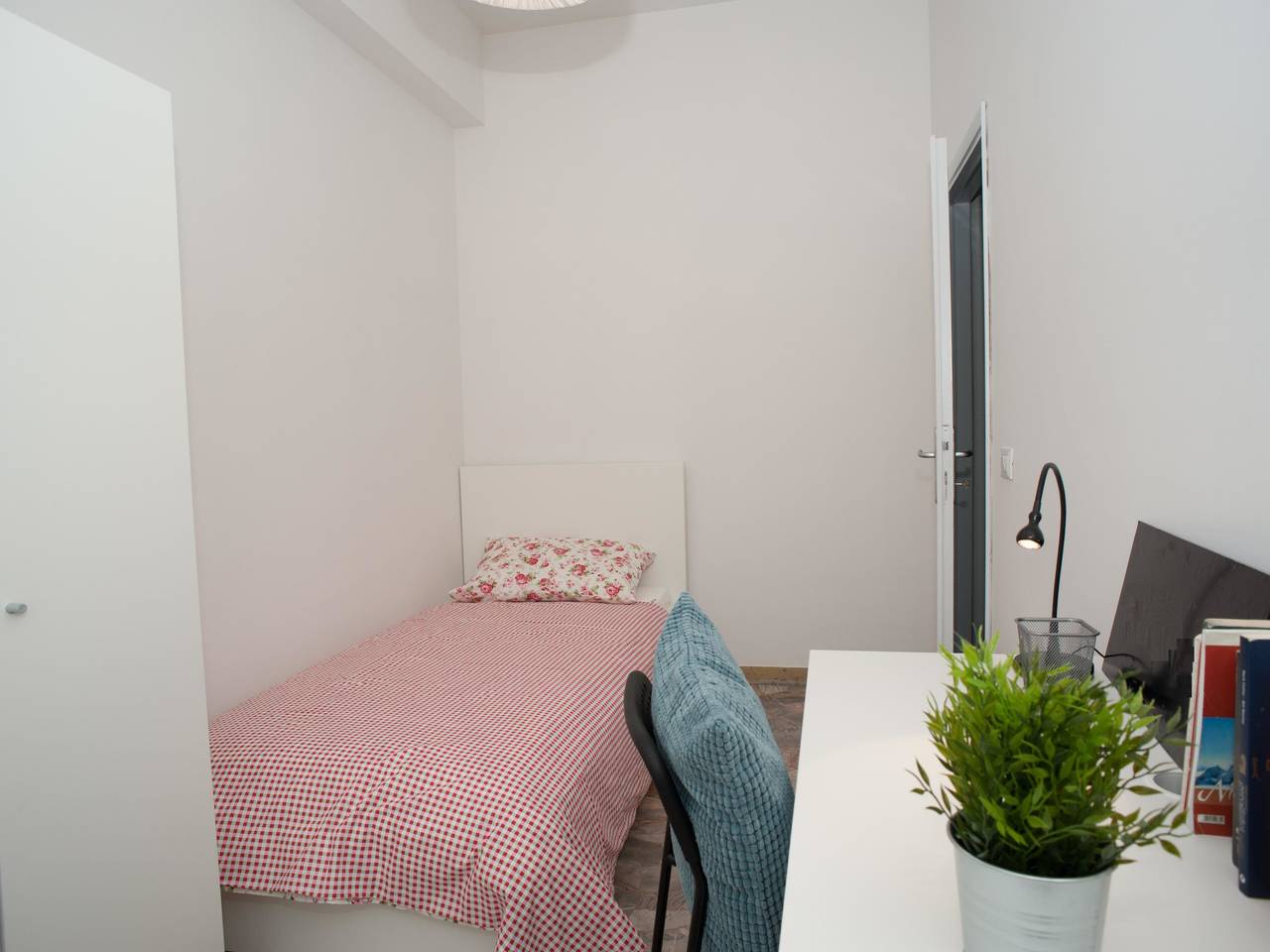 negozio in affitto a Firenze in zona Bellariva