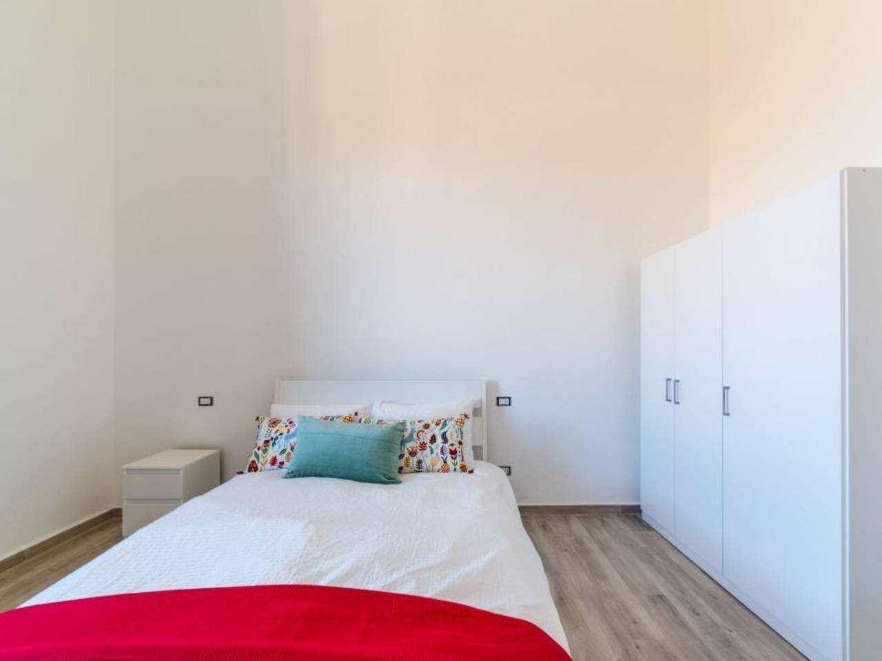 negozio in affitto a Firenze in zona Campo di Marte