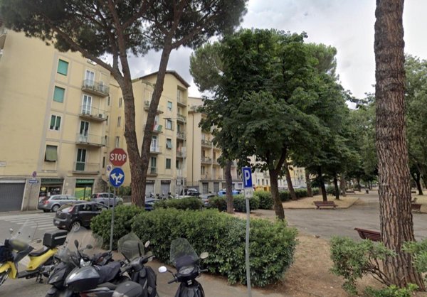 negozio in affitto a Firenze in zona Coverciano