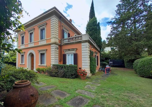 casa indipendente in affitto a Firenze in zona Settignano