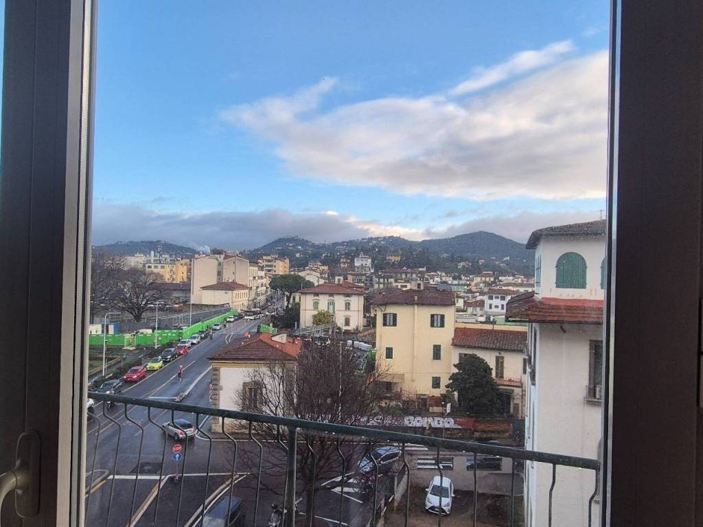 appartamento in affitto a Firenze in zona Settignano